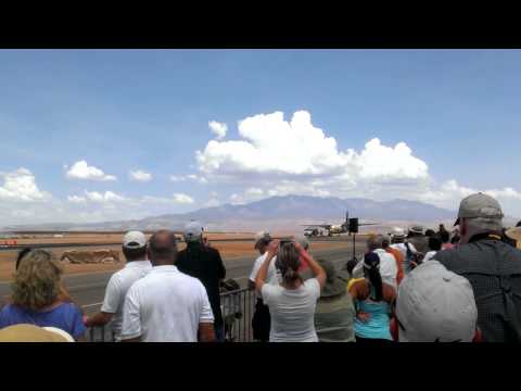 A4 Skyhawk low flyby 2