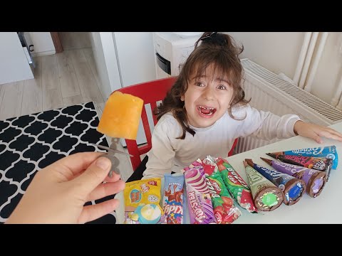 Esma nın Dondurması Yere Düştü Çok Ağladı - نواف يتحكم في لانا وماتقول لا !