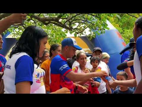 @lacava10oficial Hoy con todo nuestro equipo de salud y nuestra hermana alcaldesa @emilyriera10