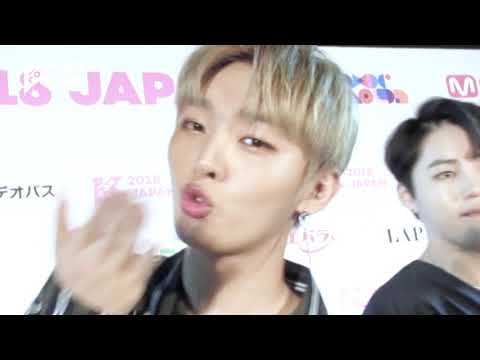 [#KCON18NY] Hi-Touch with Wanna One