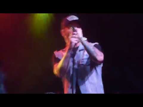 Default - Hiding From the Sun (Live - Vancouver, BC - 10/21/18)