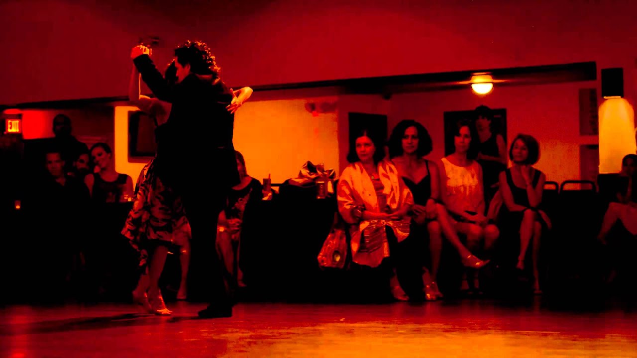 Video thumbnail for Tango "Derrotado" performed by Claudia Cortes and Mauro Peralta