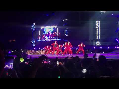 Love Shot - EXO - SMTOWN special stage in Santiago, CHILE