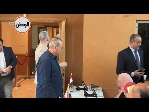 من الدوحة .. وائل جمعة وعلي محمد علي يدليان بصوتيهما في آخر أيام الانتخابات الرئاسية بالخارج