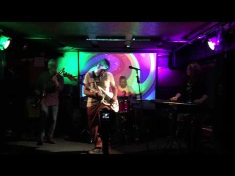 Triumph Stag - Skeewiff cover