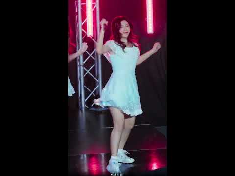 [4K] [Olive DaisyDaisy] Fancam 191215 - ตึกตัก Cut @ Siam Music Fest 2019, Siam Square One