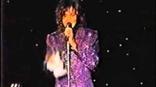 Whitney Houston - I Have Nothing [1994] Live