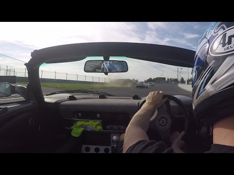 Nurburgring Nordschleife - Random lap and a crazy clio through Hatzenbach 30-08-2015