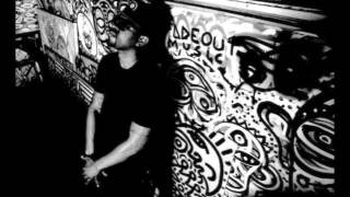 DeLorean (ft. Bun B) - Love Me Now (Prod. By J.T.)