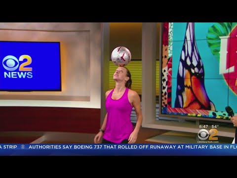 Cindy Hsu Chats With 'Luzia' Artist Laura Biondo