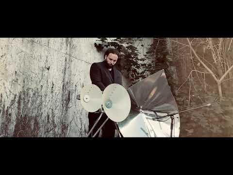 BEETHOVEN - MOONLIGHT SONATA - 1st MVT - CRISTAL BASCHET - LOUP BARROW - Headphones advised ;)