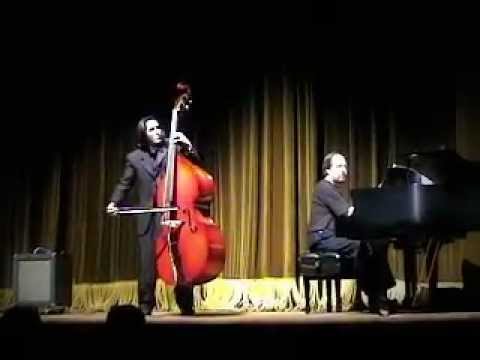 4:00 am - Solo Doublebass & Piano - Eugene Swank