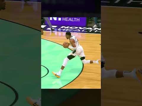 Was This Giannis Gather Step Dunk A Travel?