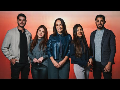 @CintiaAlvesOficial e @MINISTERIOF4CES - ME CARREGA NOS BRAÇOS