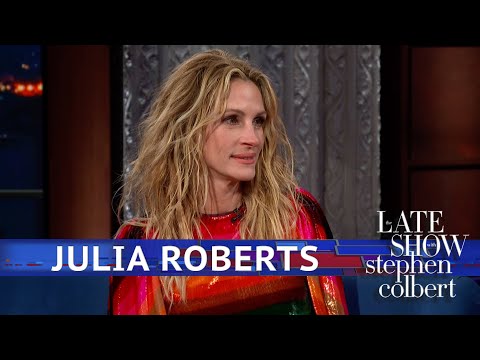 Julia Roberts Calms Down By Playing Mahjong