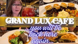 Grand Lux Cafe at Venetian resort has everything for every taste. and you would love their prices
