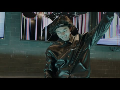 Headband Andy - Ozone / Beyblade [Official Music Video]