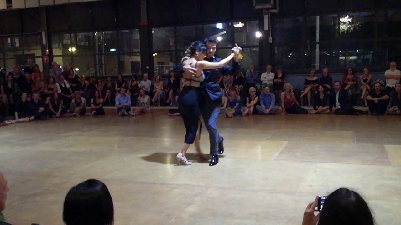 Martirena Mayo e Rodrigo Palacios in "Lejos de Ti", milonga "Il Fortino"