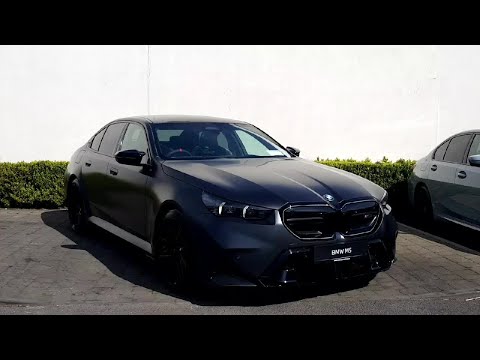 BMW M5 Saloon - Image 2
