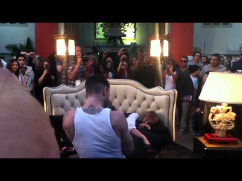 Maroon 5 - Never Gonna Leave This Bed - On Set of Music Video 5