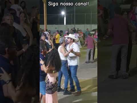Vamos dança Forro #passossertanejos #Mamonas #roça #vidanaroça #minasgerais #vidareal  #mulherbonita
