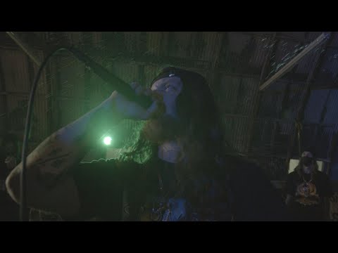 XVNNIE CLVUS - WORLD DOMINATION (Prod. LILXTERROR) (MUSIC VIDEO)