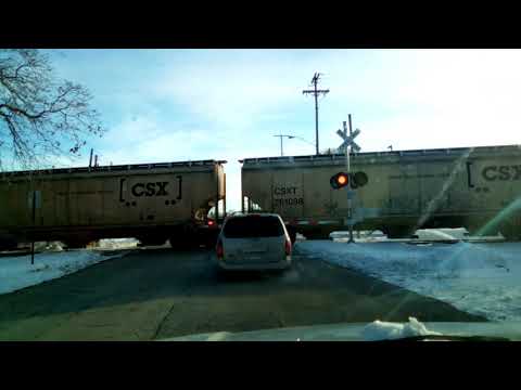 Super Bowl Day Afternoon EASTBOUND FWLI CSX Grain Train!  (02/07/2021)