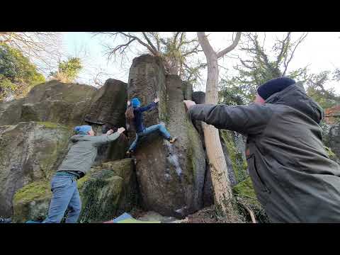 Glees - Barad Dur sit 7B+ (Mordor / Barad Dur)