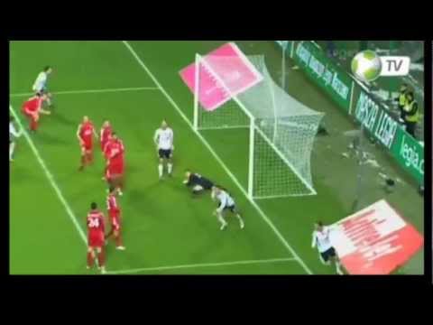 9. Kolejka: Legia Warszawa - Piast 3:2 Ljuboja 44, 83 Jędrzejczyk 81 Cuerda 28, Kędziora 30