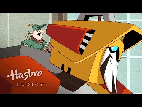Transformers: Animated - On the Run | Transformers Official