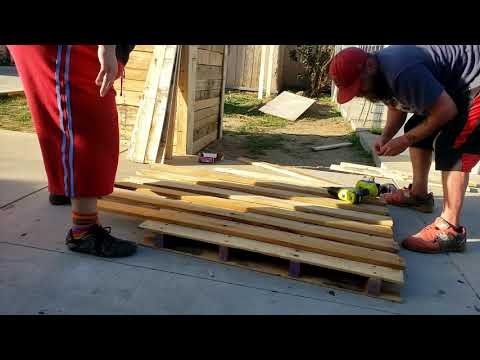 How to build a Smoker with Pallet Wood