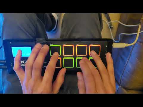 Akai MPX8 Sample Player - Old Tech is Better