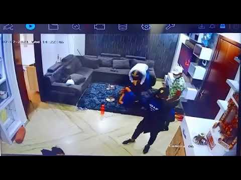 Perompak bersenjata masuk dalam rumah, penghuni sedang berehat. Kejadian baru 7.7.21.