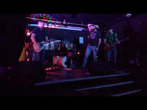 KS - Kundotkov Syndrom - Dochodca a Je to jasné .Live at K ten Klub!