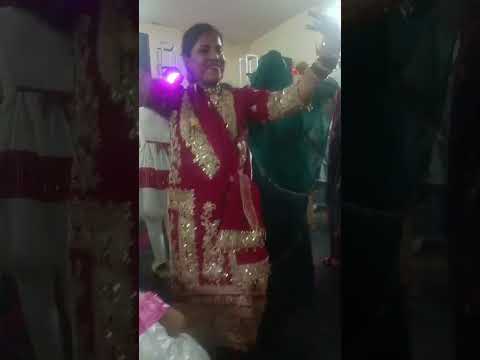 Bhaiya ki sagai par humara  msti dans