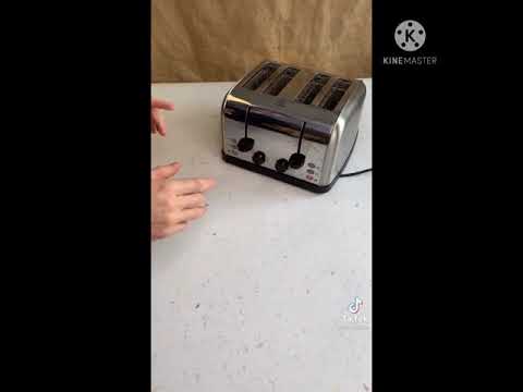 *Yes, it's chocolate* 🔪🌚🔥