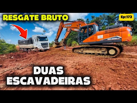 Two heavy-duty machines to rescue the truck.