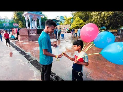 Giving Free chocolate🍫to Cute 😍 Childers in (Rishikesh Triveni Ghat)