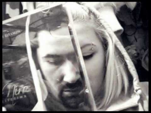 Deniro - Izvini ft. Skinny