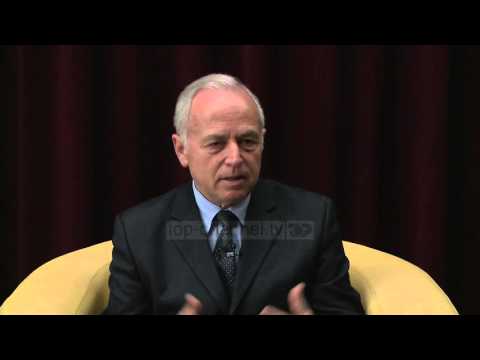 Përpjekja e 2 e Blushit, prezantimi i “Lëvizjes për Demokraci” - Top Channel Albania - News - Lajme