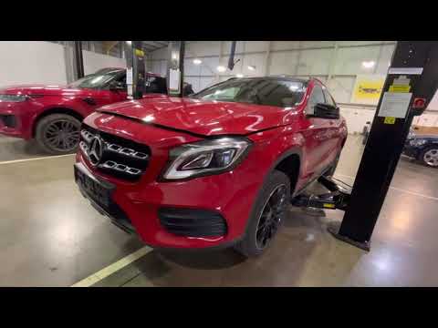 Mercedes GLA : How to remove the front bumper