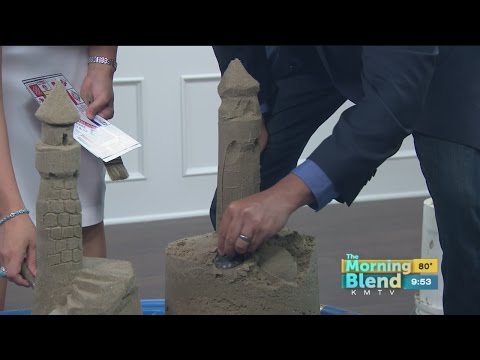 Prezenter śniadaniowej telewizji próbuje wykonać zamek 