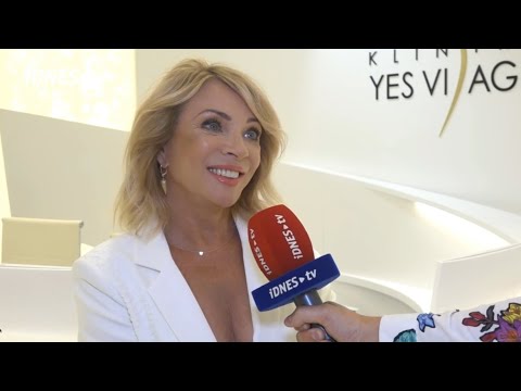 Zdena Studenková na slavnostním otevření Kliniky YES VISAGE