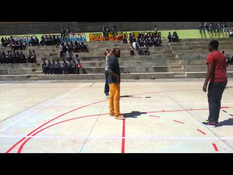 Batchart, Djodje e R100J testam a resistencia das novas tabelas do Liceu Fulgencio Tavares