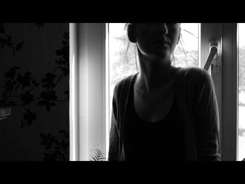 Triin singing : The xx - Angles