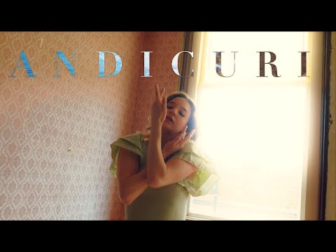 Andicuri - Krosshart ft. Izaline Calister