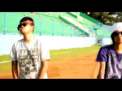TATZ ft  Papa Street   Semangat