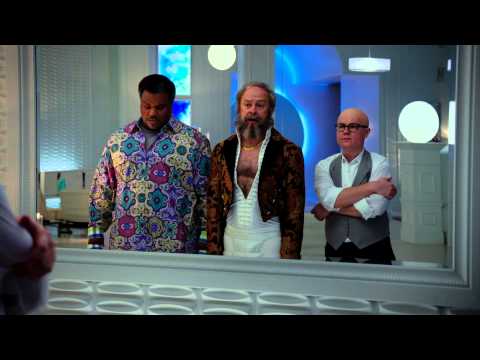 Hot Tub Time Machine 2 | Clip: Mirror | Paramount Pictures International