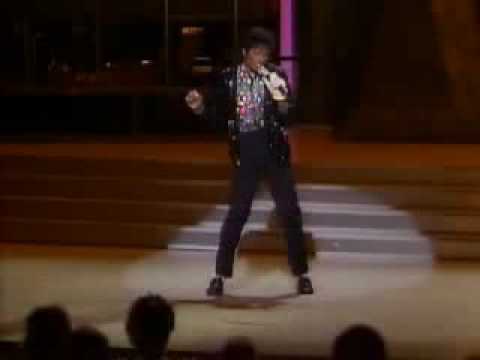 Michael Joseph Jackson - Billie Jean (1983) :)