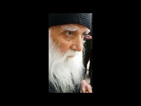 Prohodirea Părintelui Iulian de la Prodromu, un om cu viață Sfântă și duhovnic cu inimă de mamă !